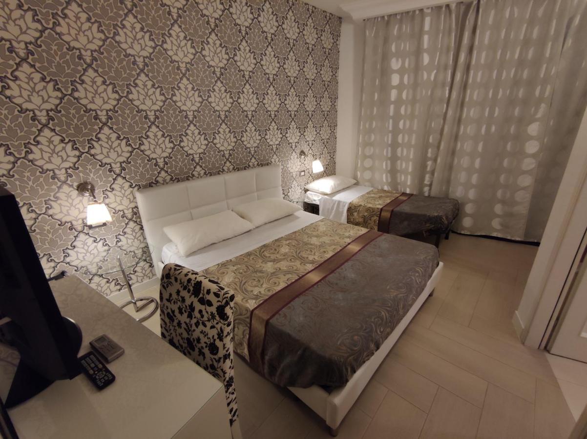 Sami Rooms - Teatro A 400 Mt - Ortigia A 1500 Mt - Szirakúza Kültér fotó